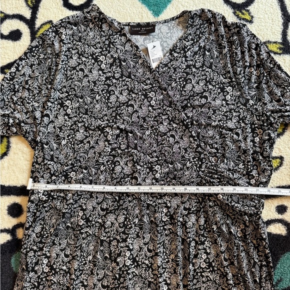 NWT Lane Bryant Black and White Midi V-Neck 3/4 Sleeve Dress Size 22/24 - Picture 5 of 8